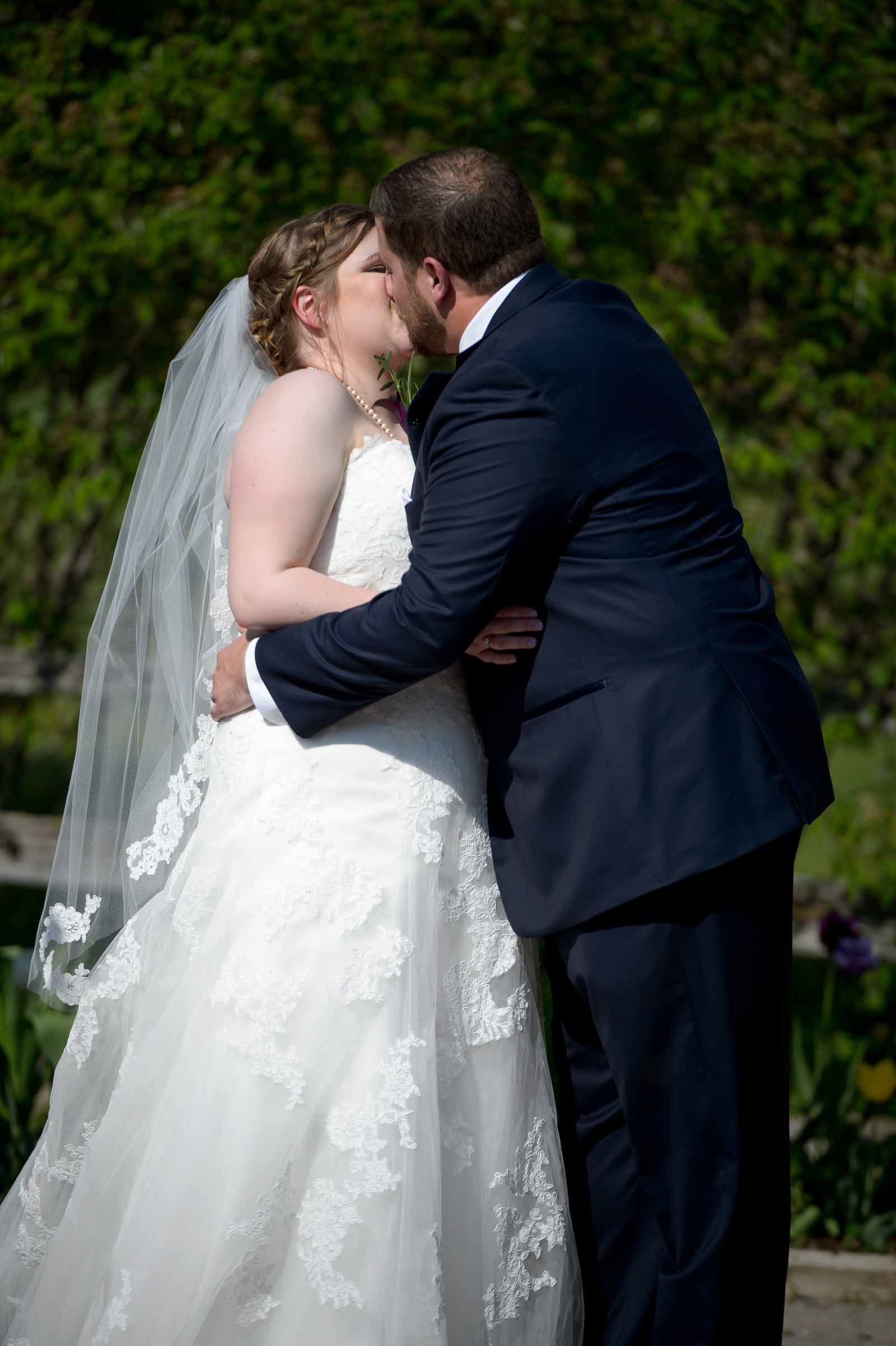 Lauren &amp; Mike’s wedding photos at Strathmere · elizabeth