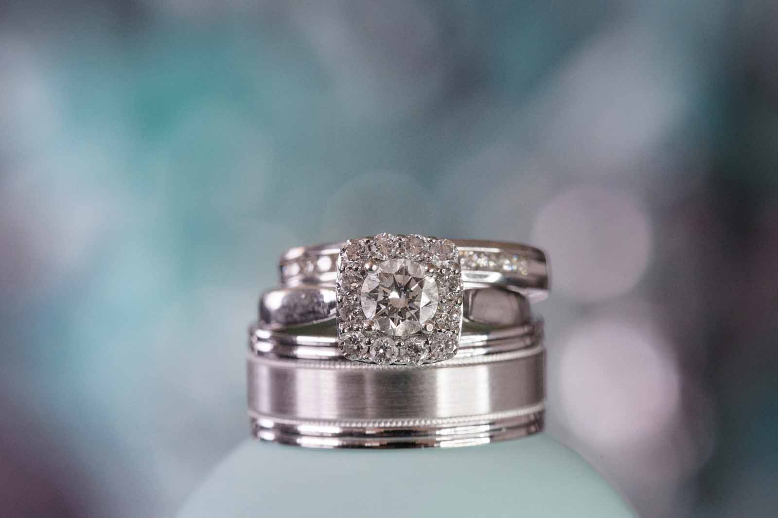 Beaultiful white gold wedding rings, with a little bit of bling, in close up
